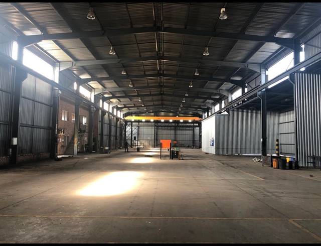12,598M² WAREHOUSE FOR SALE IN GERMISTON SOUTH